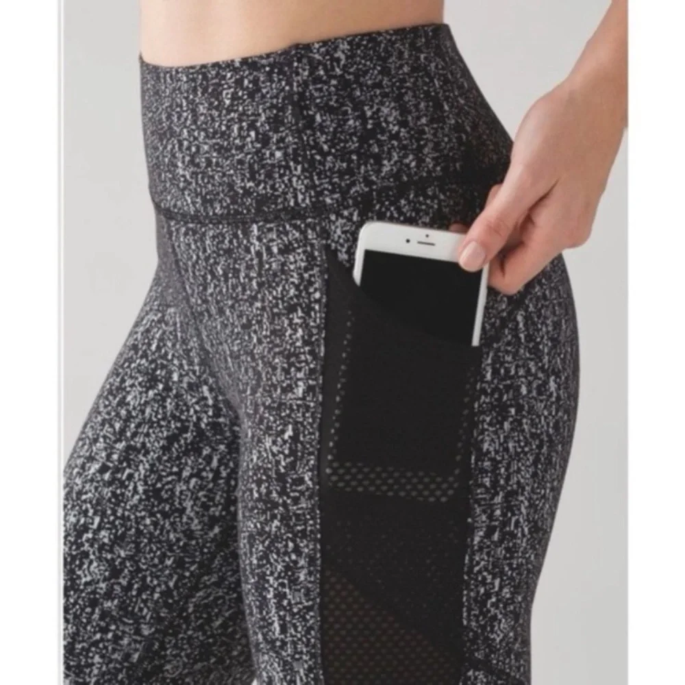 Lululemon Fit Physique Cropped Jacquard Mesh Leggings Size 6